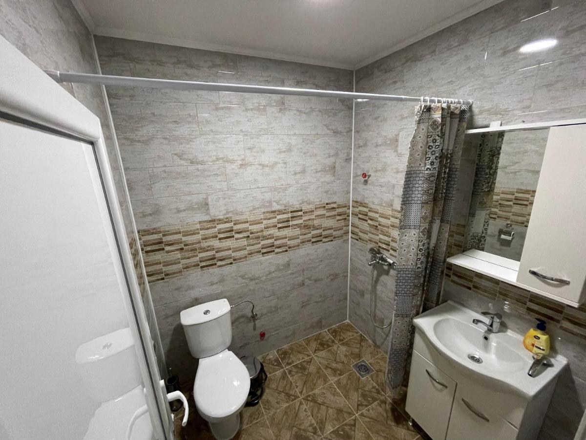 Vila 5 Hotell Prilep Exteriör bild